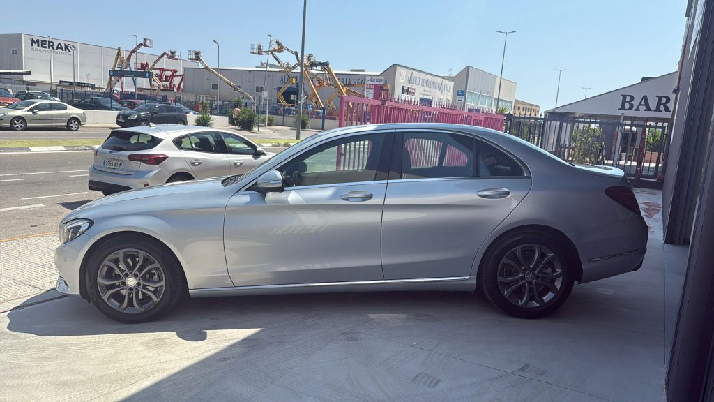 Mercedes-Benz Clase C220d