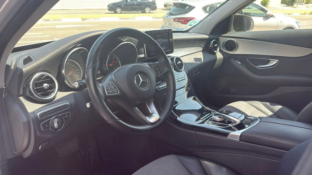 Mercedes-Benz Clase C220d